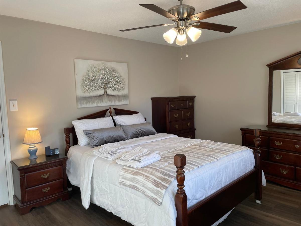 Serene Landing Place Near Downtown Cary Exterior photo